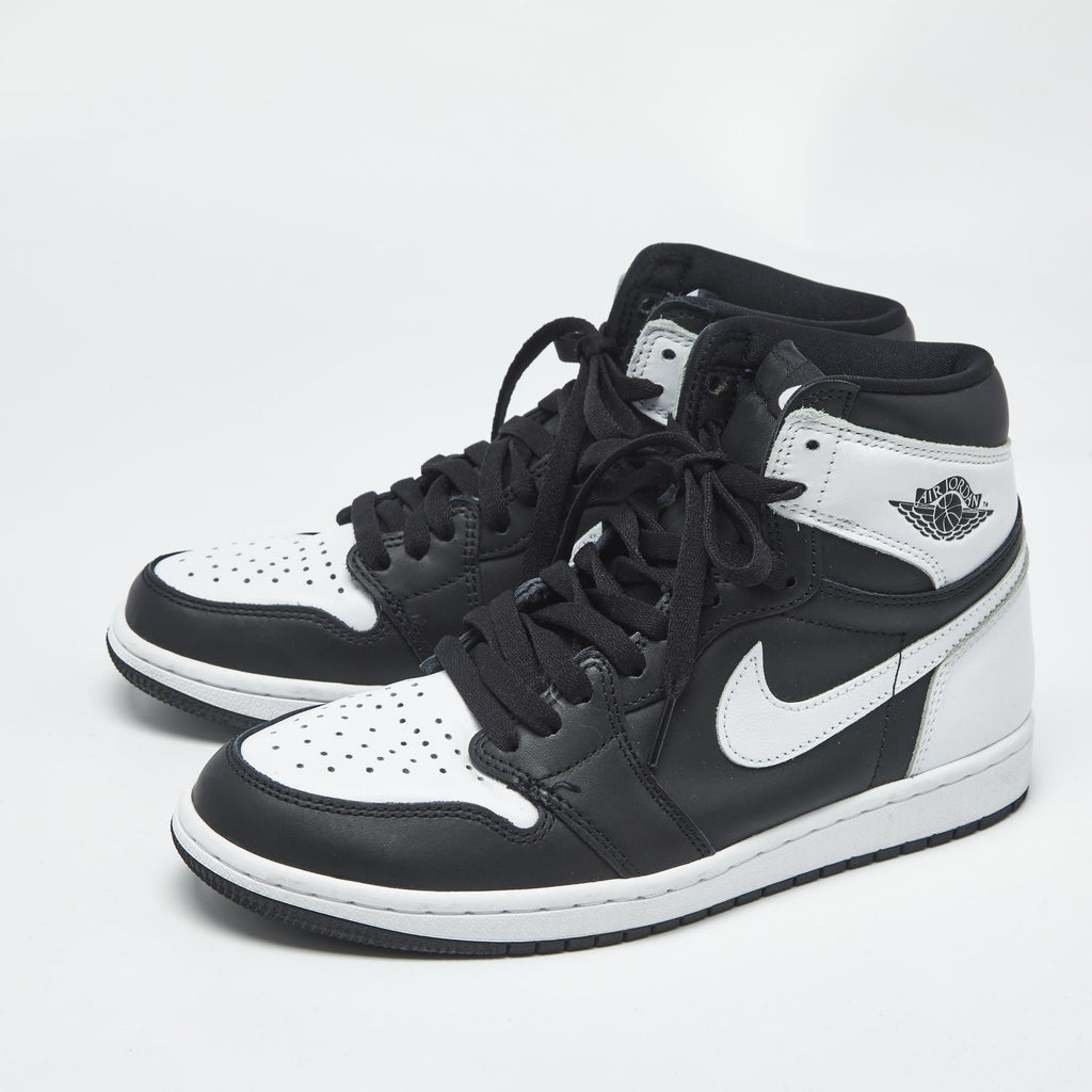 Air Jordans Black Leather Jordan 1 Retro High Og Black White Sneakers