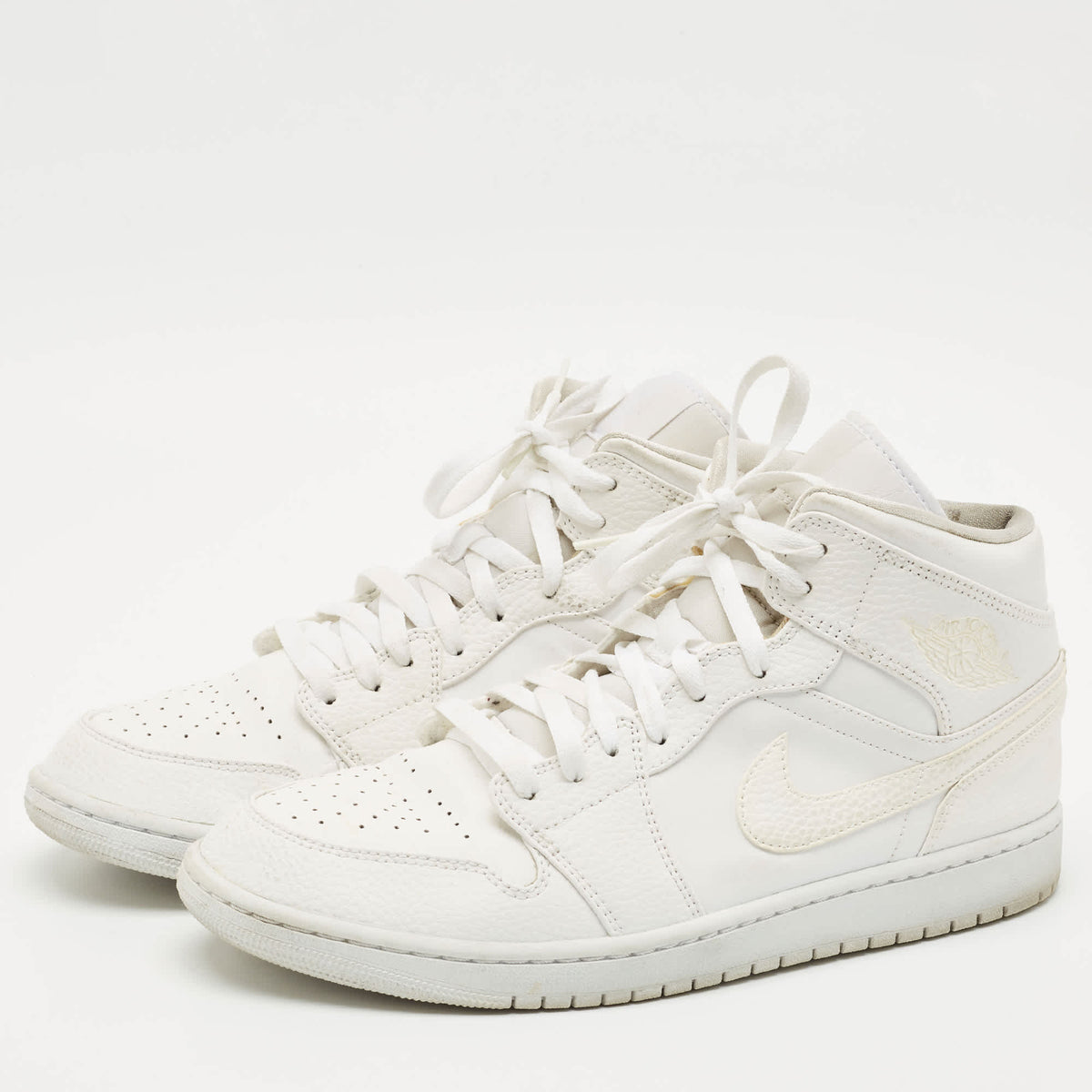 Air Jordans White Leather Jordan 1 Retro High Og Sneakers