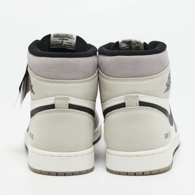Air Jordans Jordan 1 Retro Element Gore-Tex Light Bone